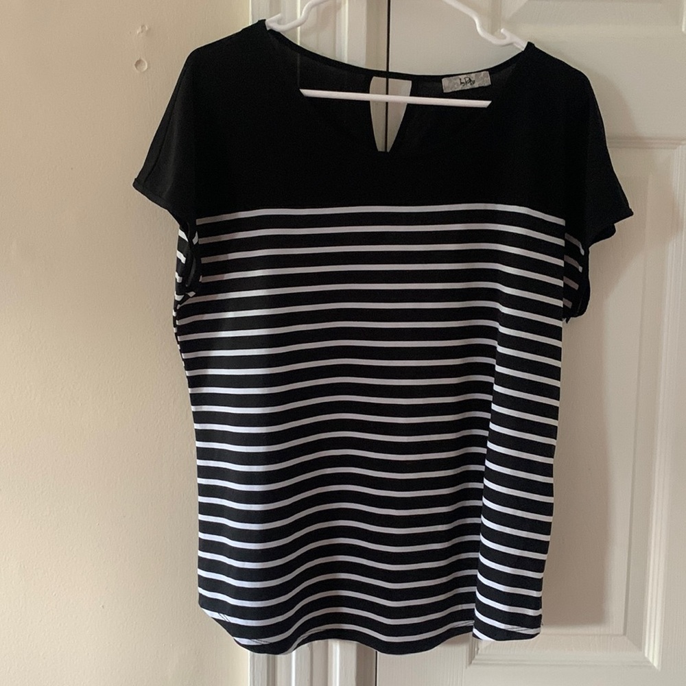 Black and white top